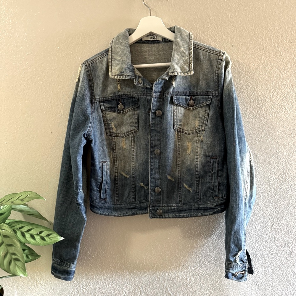 Distressed Jean jacket. - Picture 2 of 8